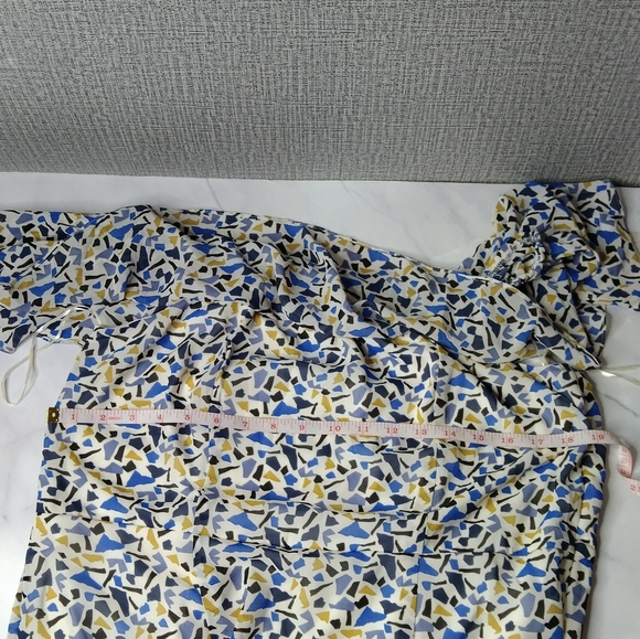 AND Long Dresse - Picture 3 of 4